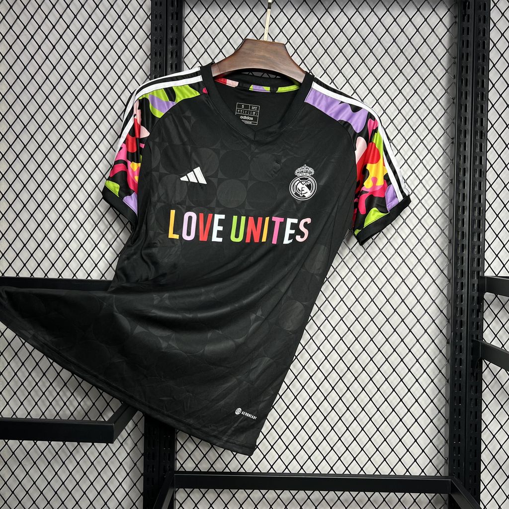 Mens Real Madrid 2024/25 Pre-Match Jersey