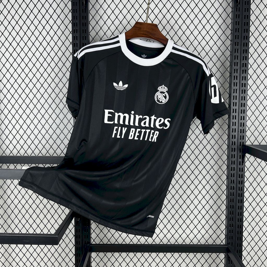 Mens Real Madrid 2025/26 Pre-Match Jersey