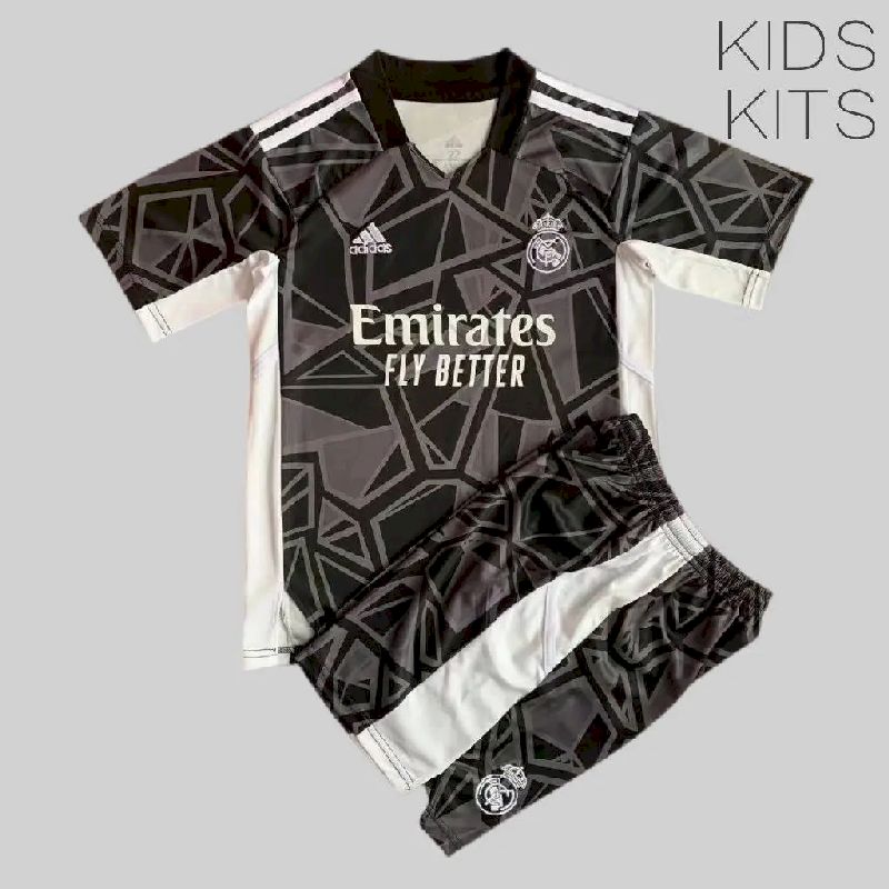 Kids Real Madrid 2022/23 Goalkeeper Kit